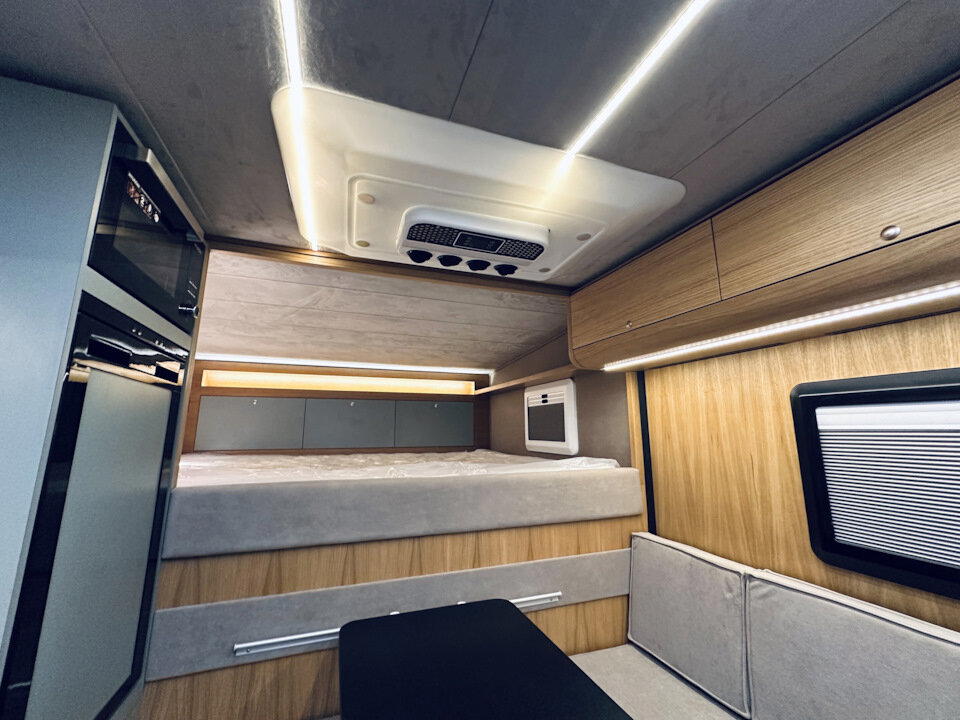 Piligrim Camper 400LX. Жилой модуль для полноразмерного пикапа