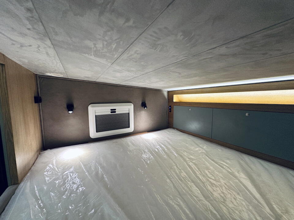 Piligrim Camper 400LX. Жилой модуль для полноразмерного пикапа