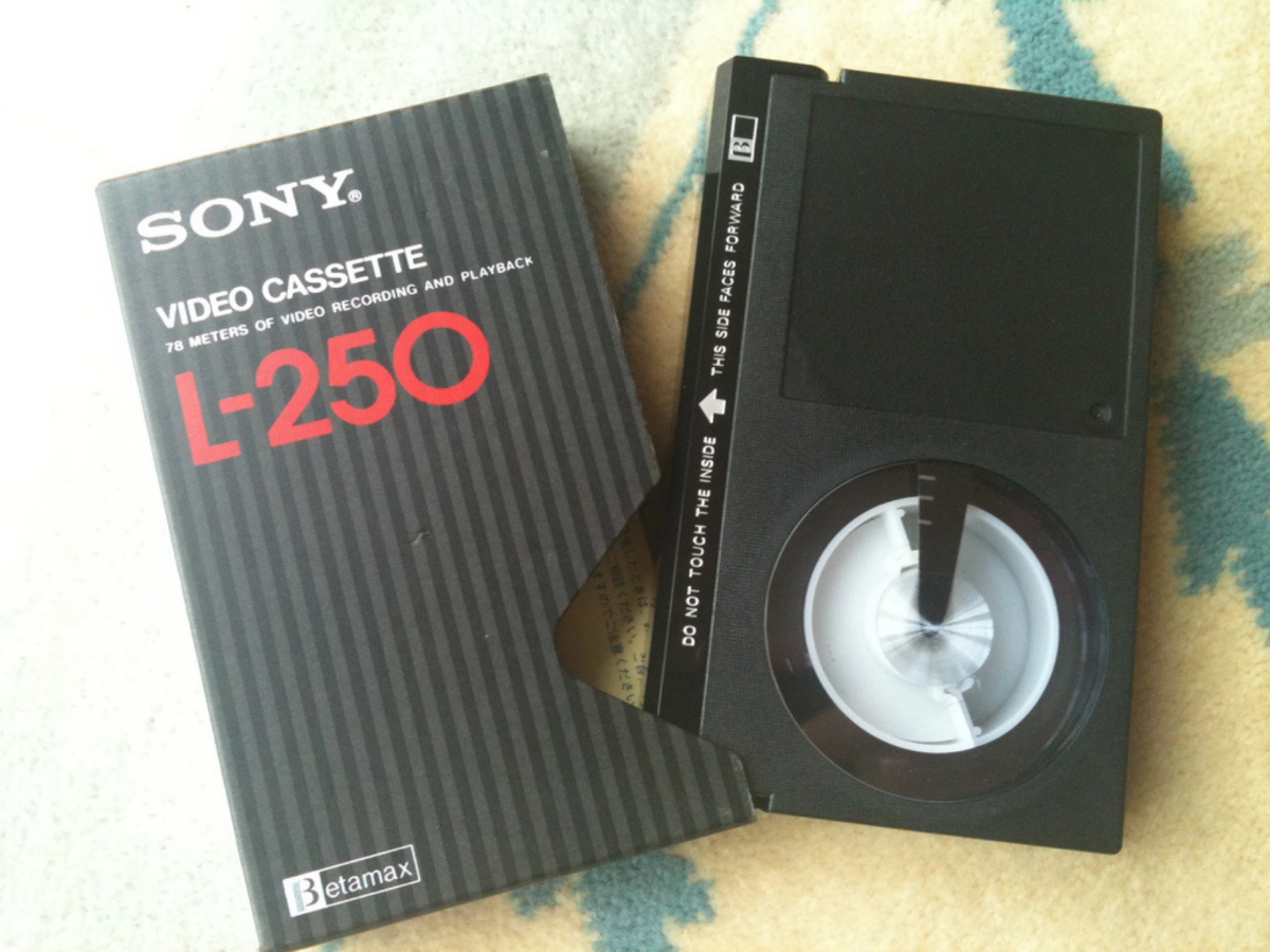 Формат, изменивший мир: история VHS