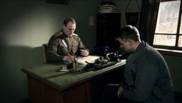Сериал 2011 года "Отрыв". Вторая серия. Как персонаж Петренко угодил в лагерь, за покушение на товарища Сталина