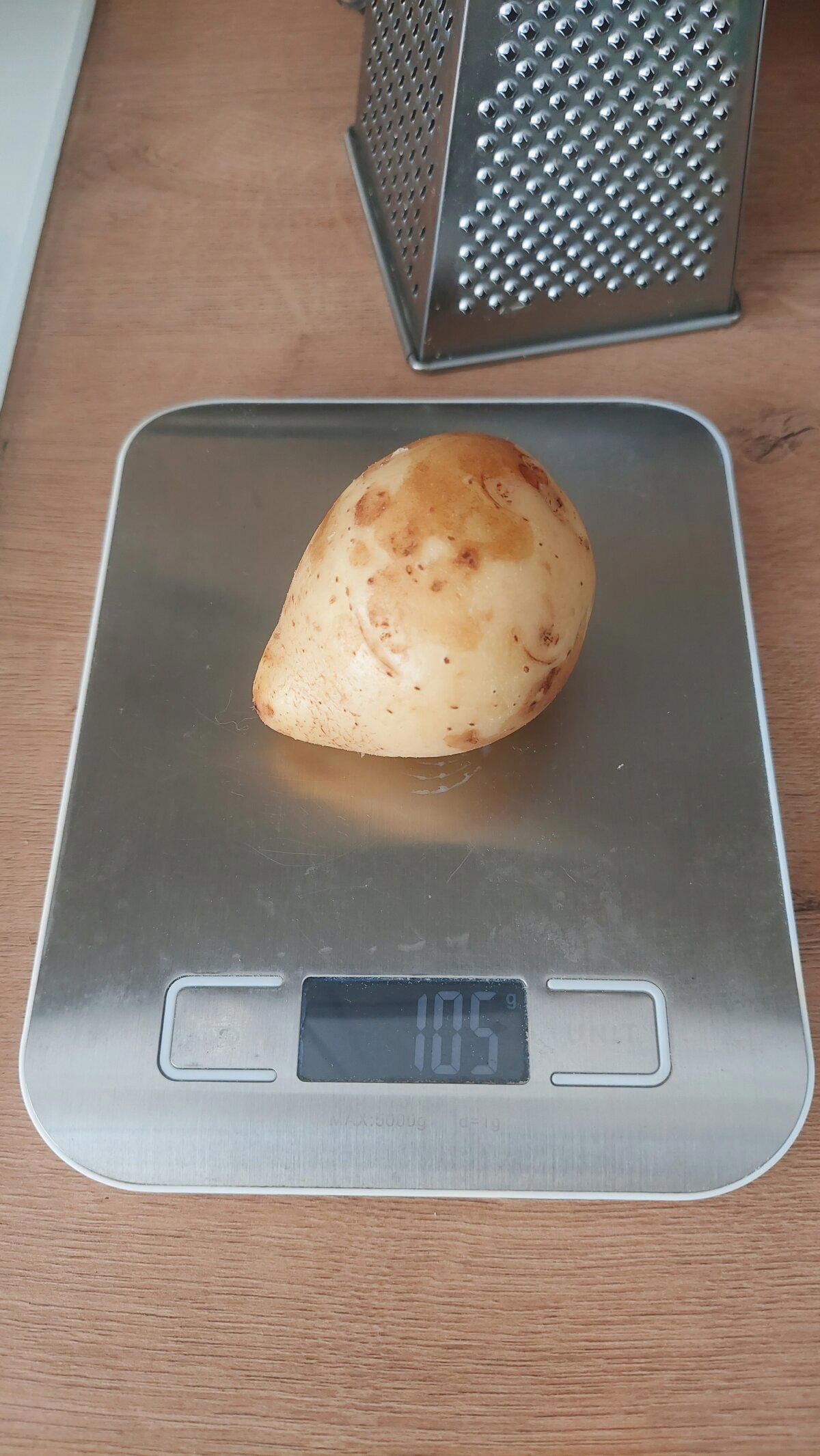 Картофан 105 грамм тоже для бульона.