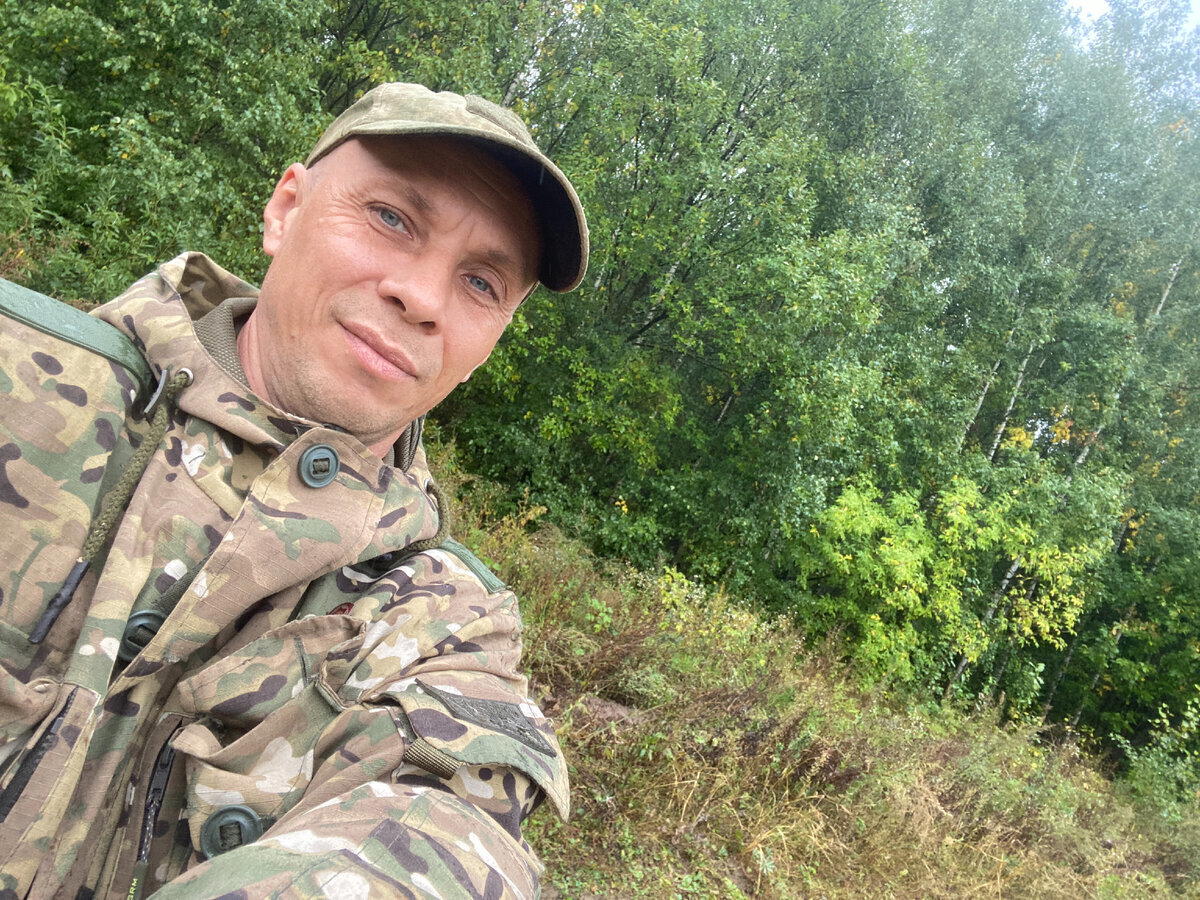 Поиски металлоискателем, возле остатков лесной землянки. Лесной лагерь военнопленных. Часть 2
