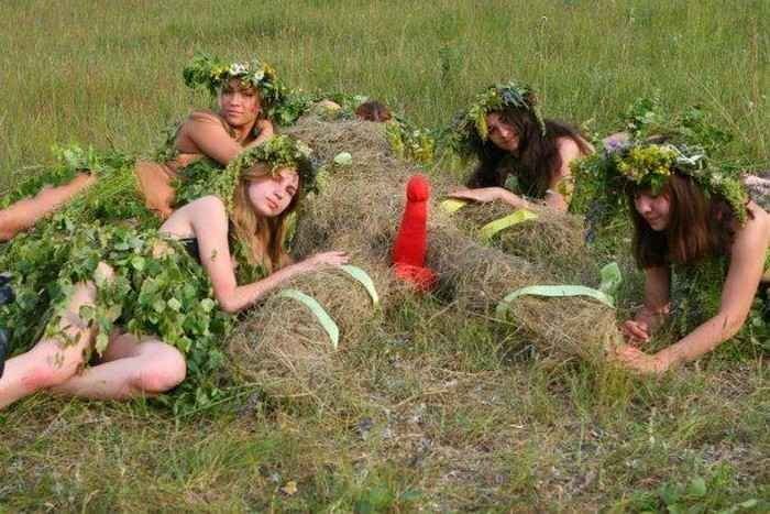 Что за ритуал, кто в курсе?