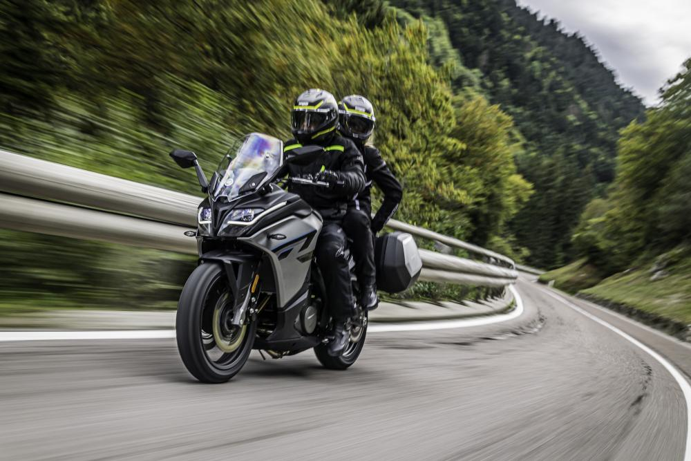 Обновленный спорттур CFMoto 650GT 2022