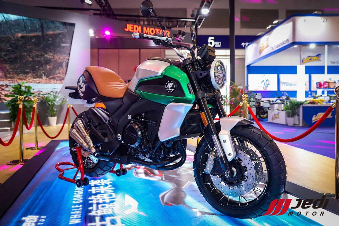 Китайский спортбайк Jedi K750