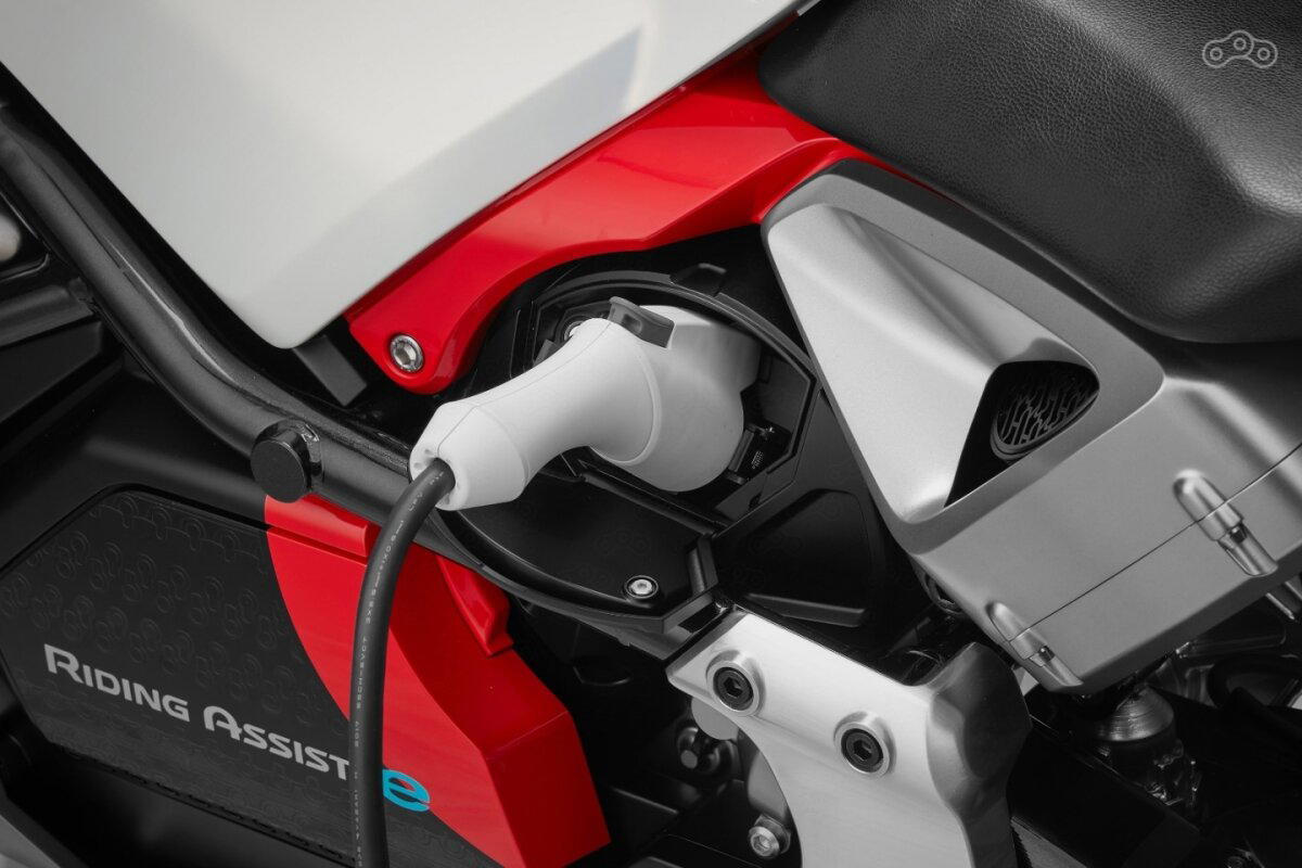 Электроцикл Honda Riding Assist-e
