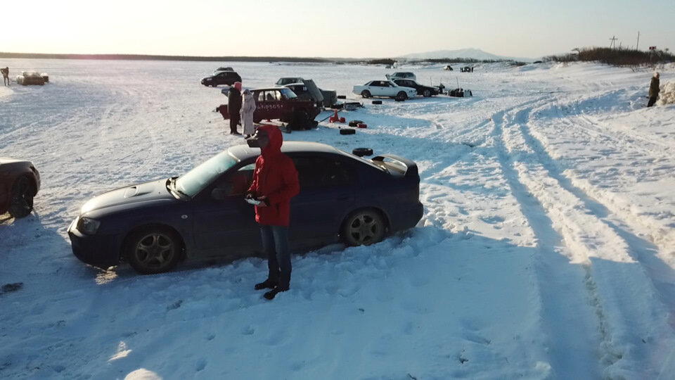 Я - в шлеме. И в красном.