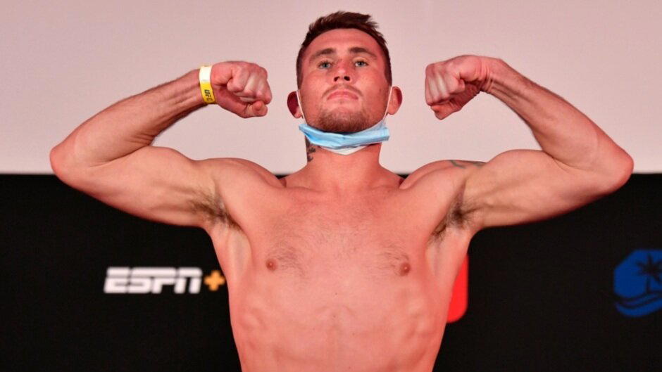 Боксер среднего веса UFC Даррен Тилл попал под следствие из-за шутки про трансгендерную беременность