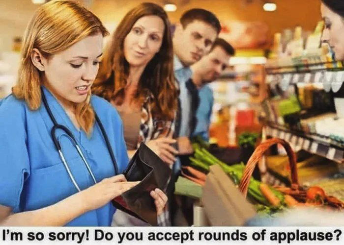 "Я прощу прощения! Вы принимаете аплодисменты?"