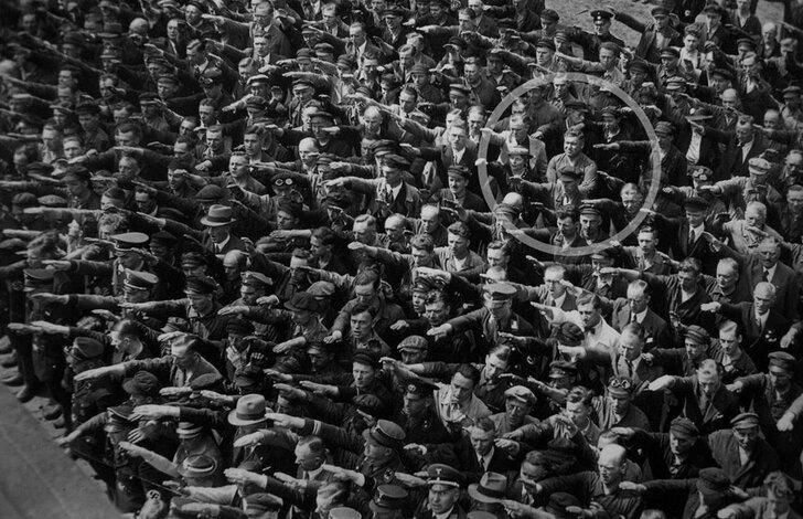Классика конформизма и нонконформизма. 13 июня 1936 года. Германия.