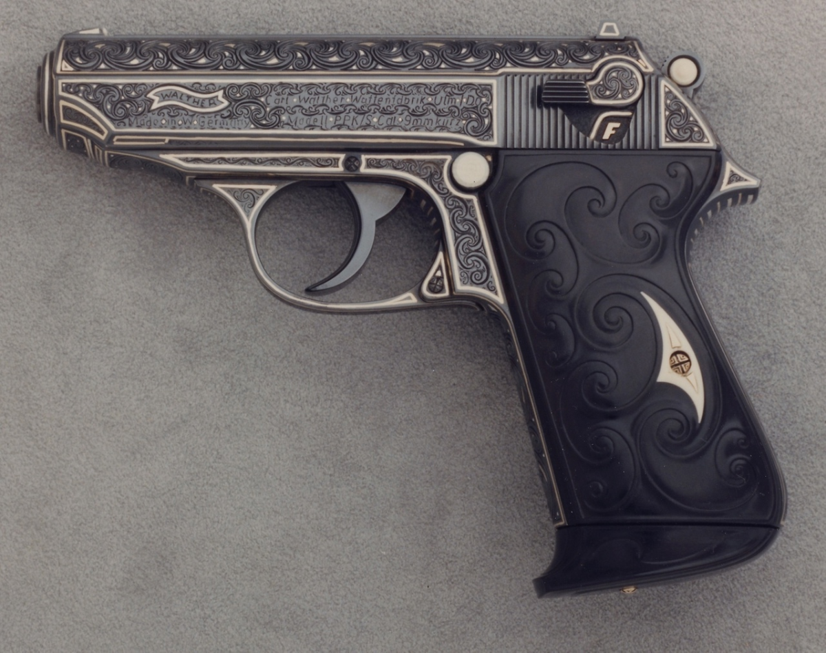 Полуавтоматический пистолет Walther Model PPKS, 1975 года, Раймонда Дж. Вилгуса.
