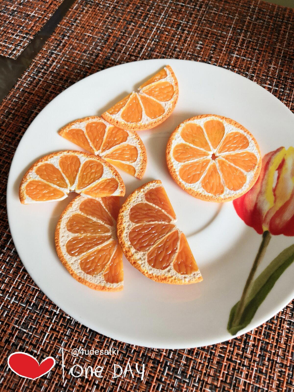 Брошки апельсиновые