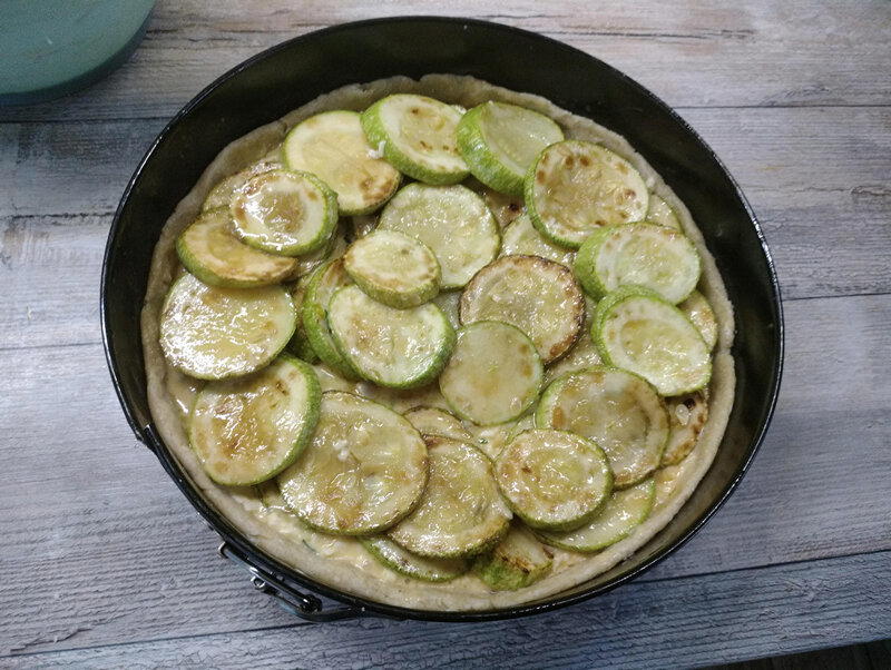 Тарт с кабачками и молодым сыром