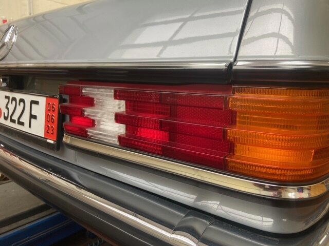 W123 купе заглянул на осмотр перед дальней дорогой