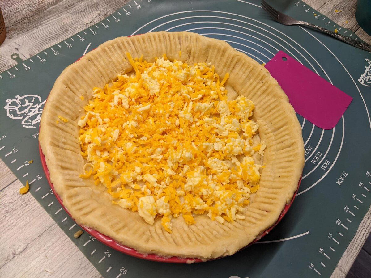 Яблочный киш с луком? А пуркуа бы и не па