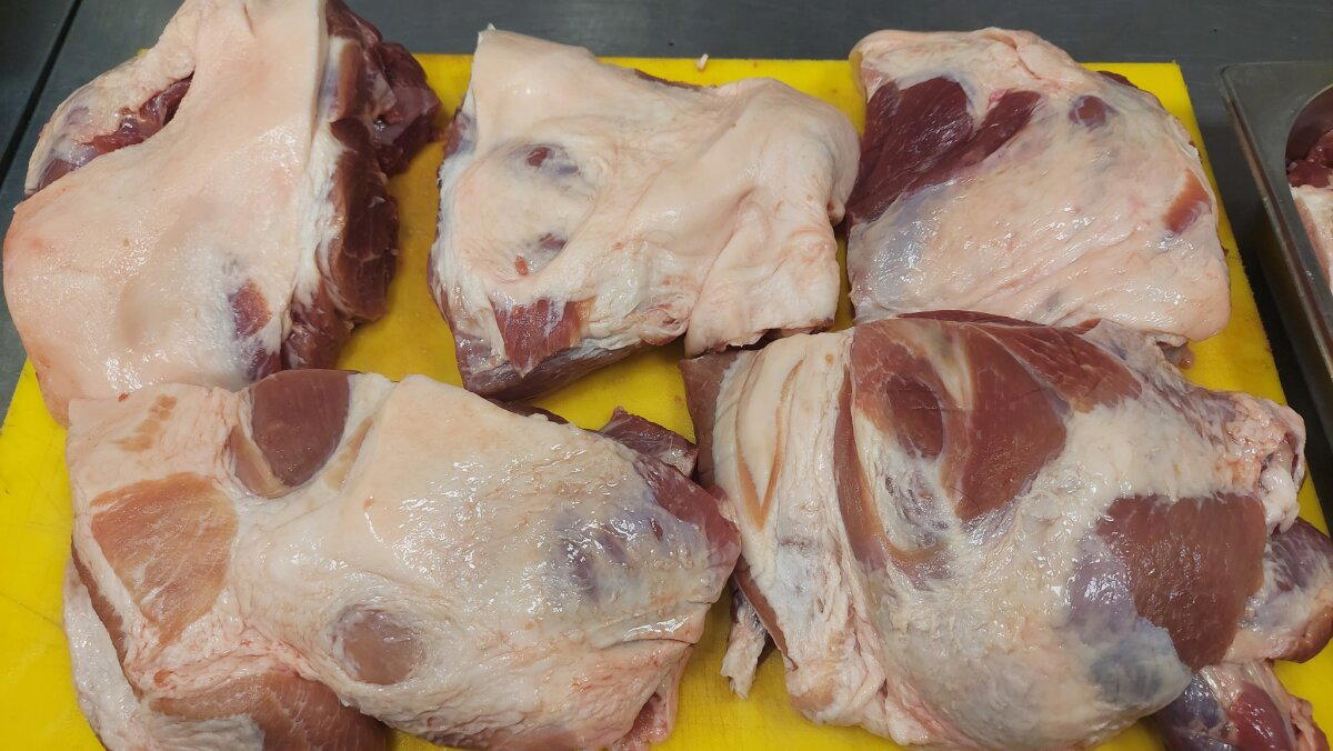 Pulled Pork (рваная свинина) в смокере за пару миллионов рублей