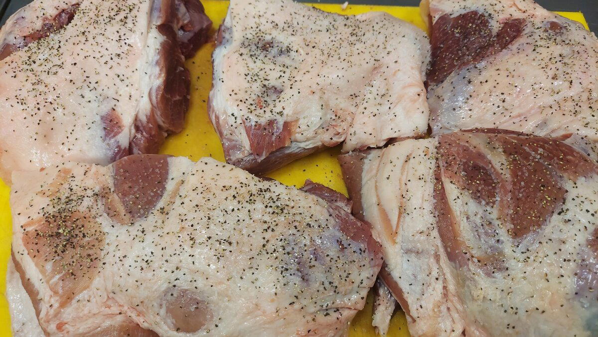 Pulled Pork (рваная свинина) в смокере за пару миллионов рублей