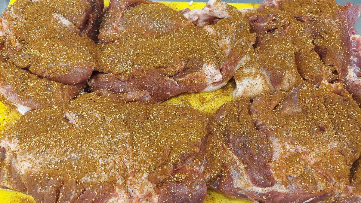Pulled Pork (рваная свинина) в смокере за пару миллионов рублей