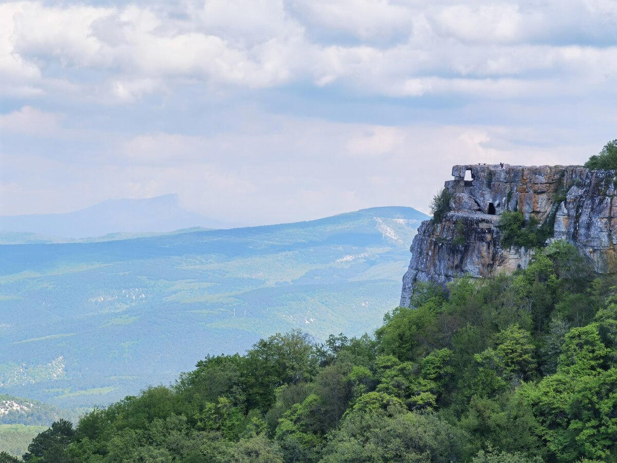 Пещерные города Крыма