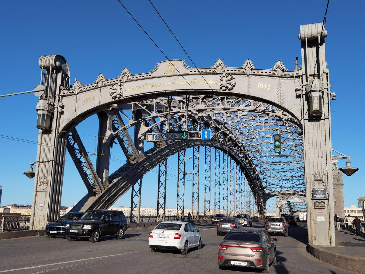 Большеохтинский мост