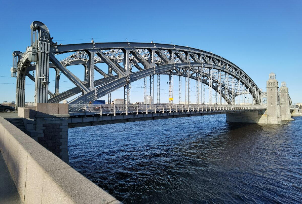 Большеохтинский мост