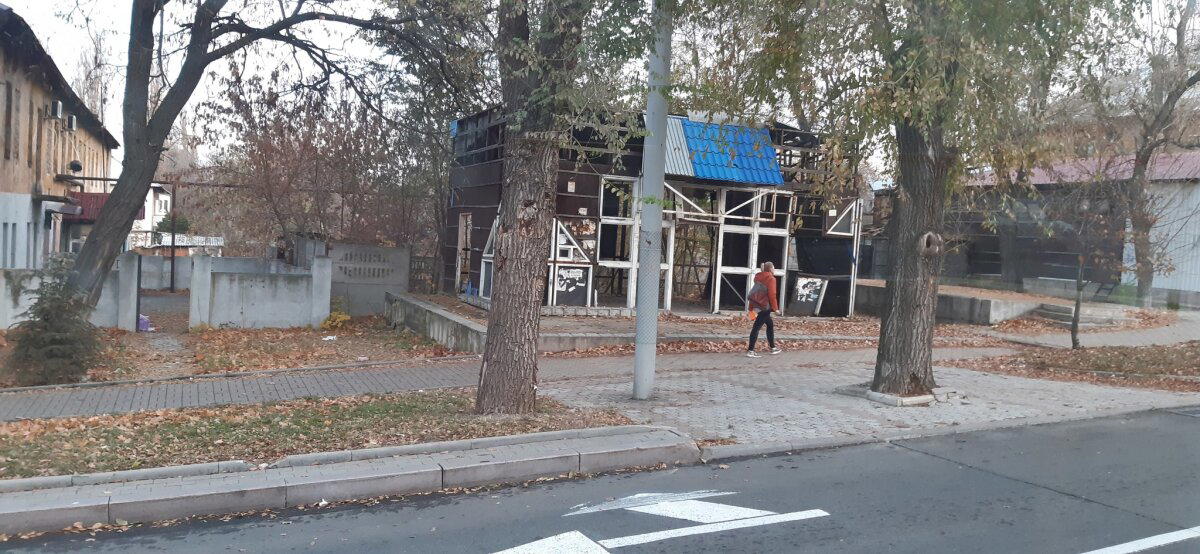 Прогулки по Донбассу. Подглядываю из трамвая