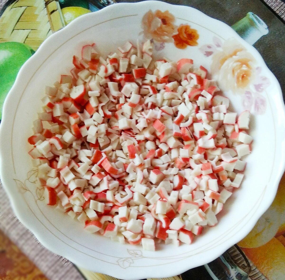 Салат с крабовыми палочками