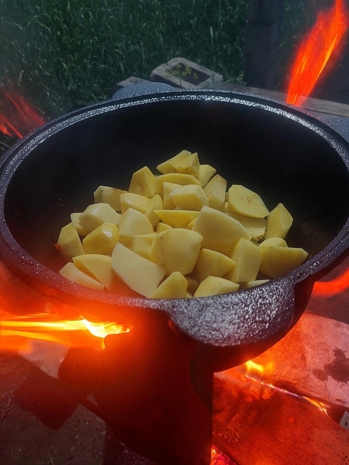 Вкусняшка в казане