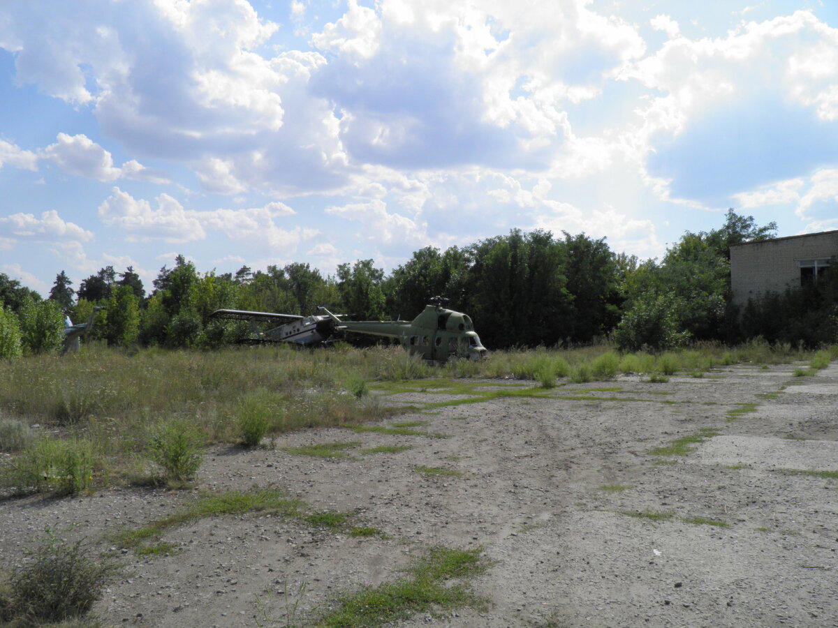 Заброшенный аэродром ДОСААФ.