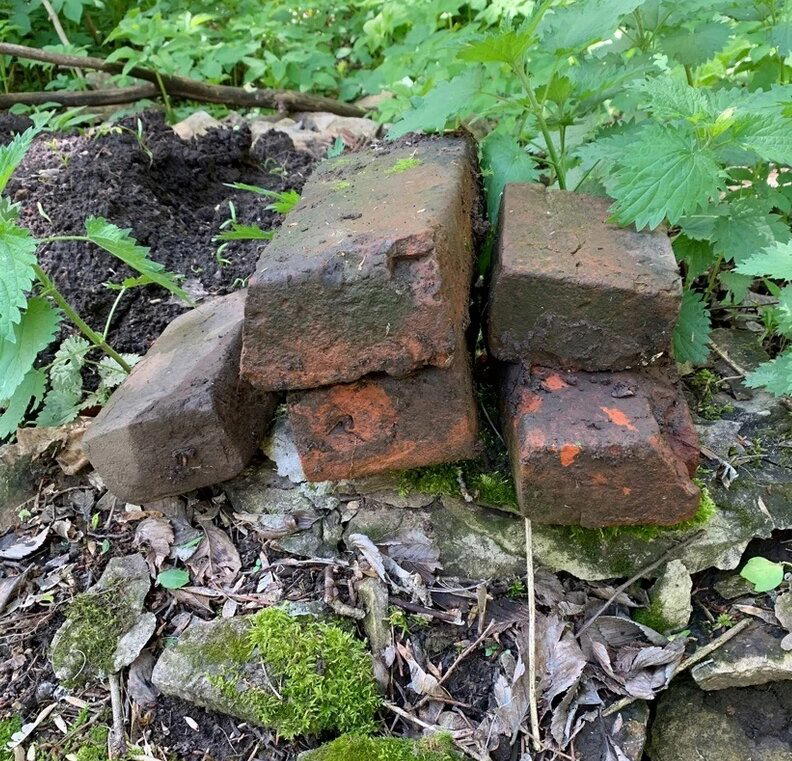 Чего полезного для дачи, я достал из старинного фундамента.