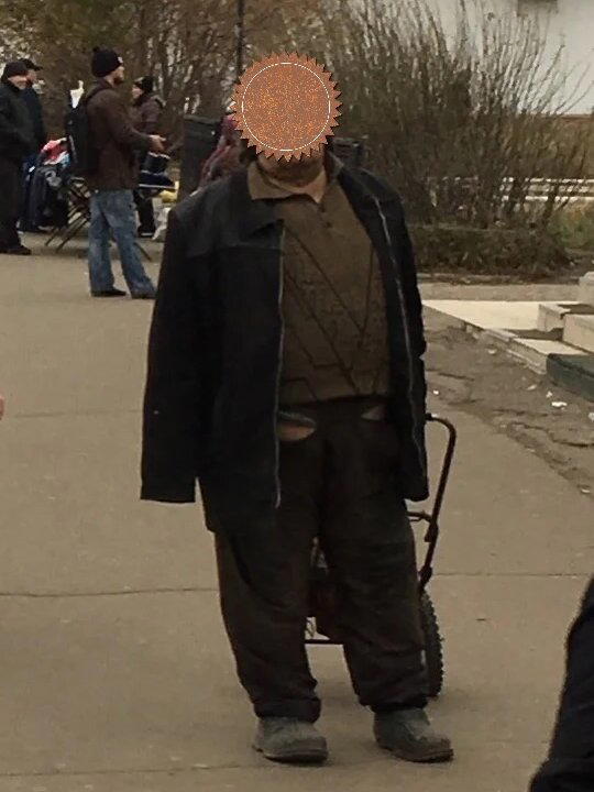 Ни фига он не сумасшедший! Хитрый просто!