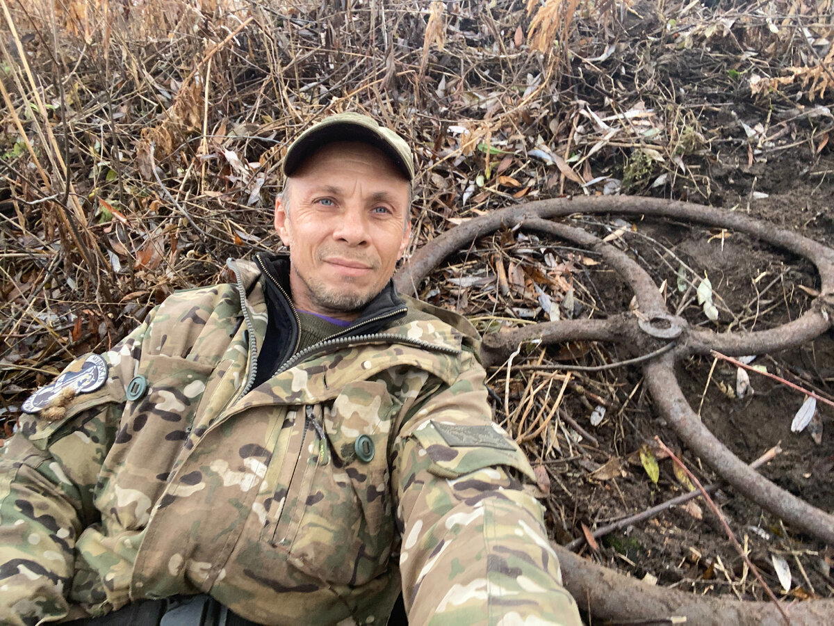 Продолжаю поиски на деревенском пересыхающем озере