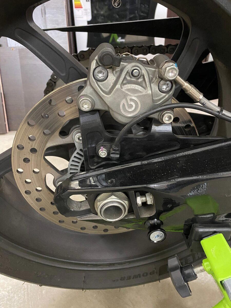 Владелец показал единственный в Казани электромотоцикл ENERGICA EGO за 2 500 000 рублей