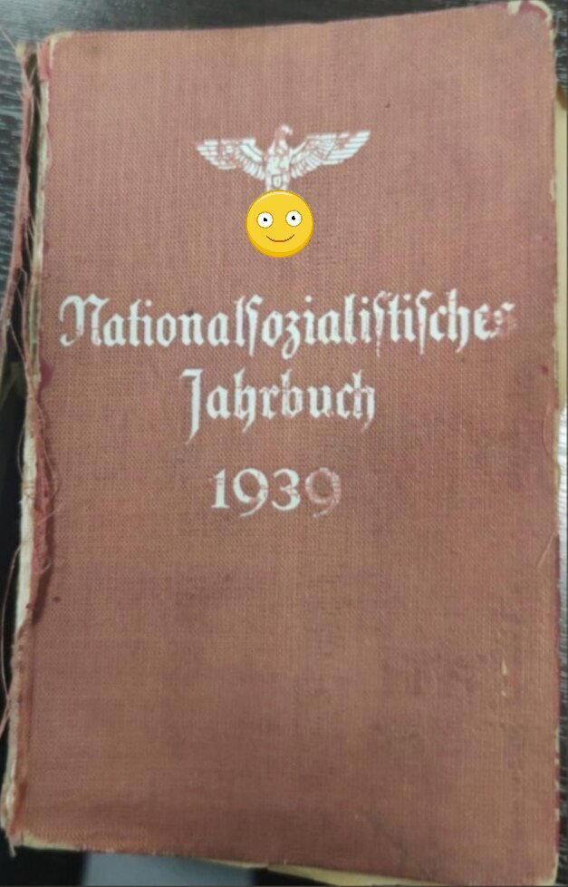 Нашел на чердаке заброшенного дома, немецкий ежедневный календарь за 1939 год