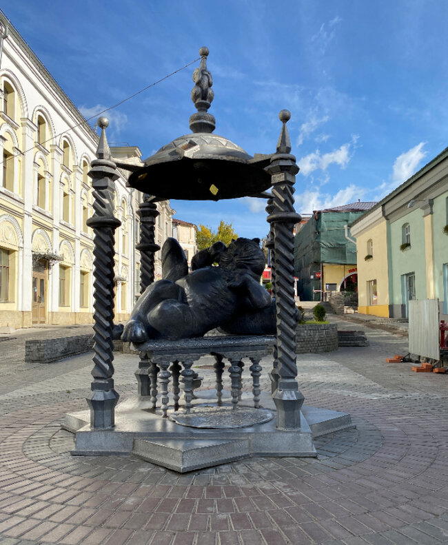 Просто прогулялся по центру Казани в будний день. Фоторепортаж