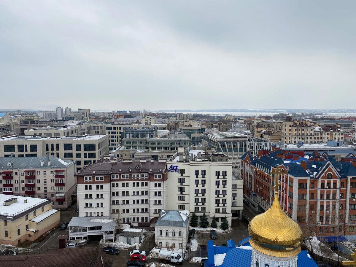 За 100 рублей поднялся на смотровую площадку, самой высокой колокольни Казани