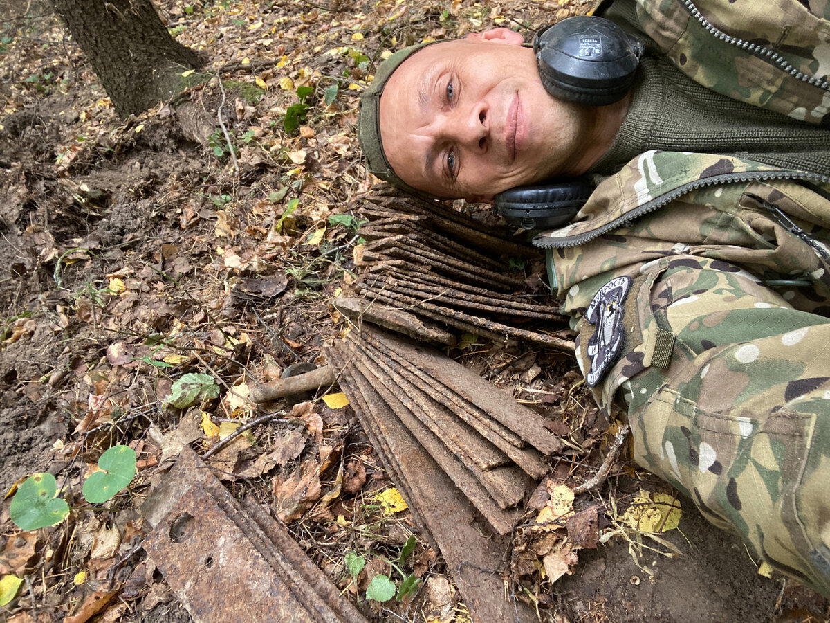 Поиски металлолома, в заброшенном лагере военнопленных. Часть первая: промзона