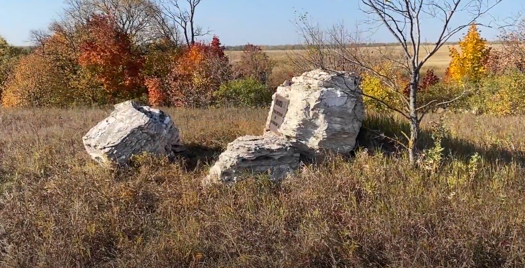 Отцовская любовь или история одного памятника у оврага