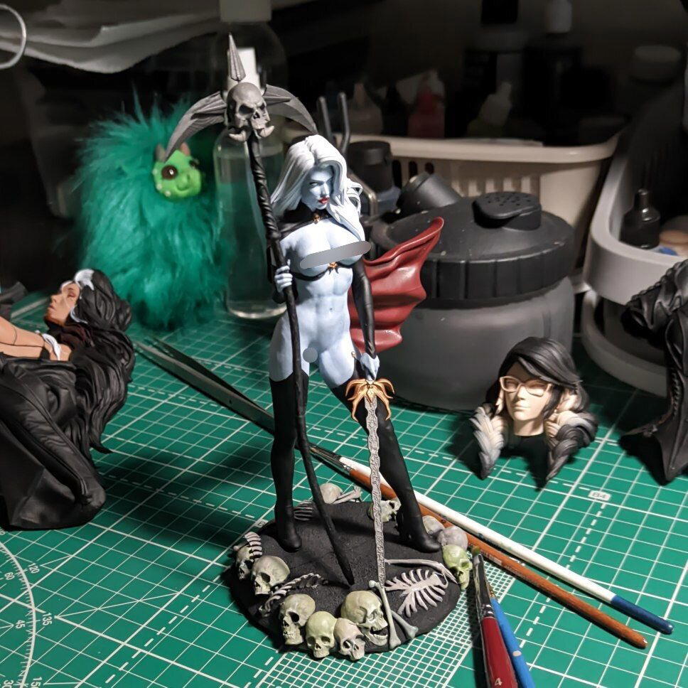 Черная кошка и Lady Death