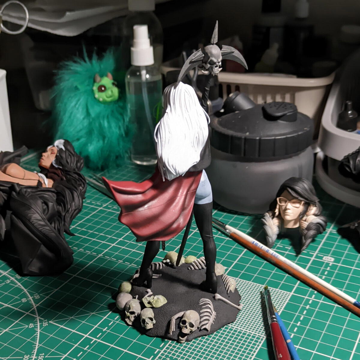 Черная кошка и Lady Death