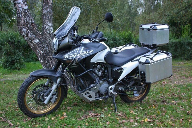 Triumph Tiger 955i - кто таков?