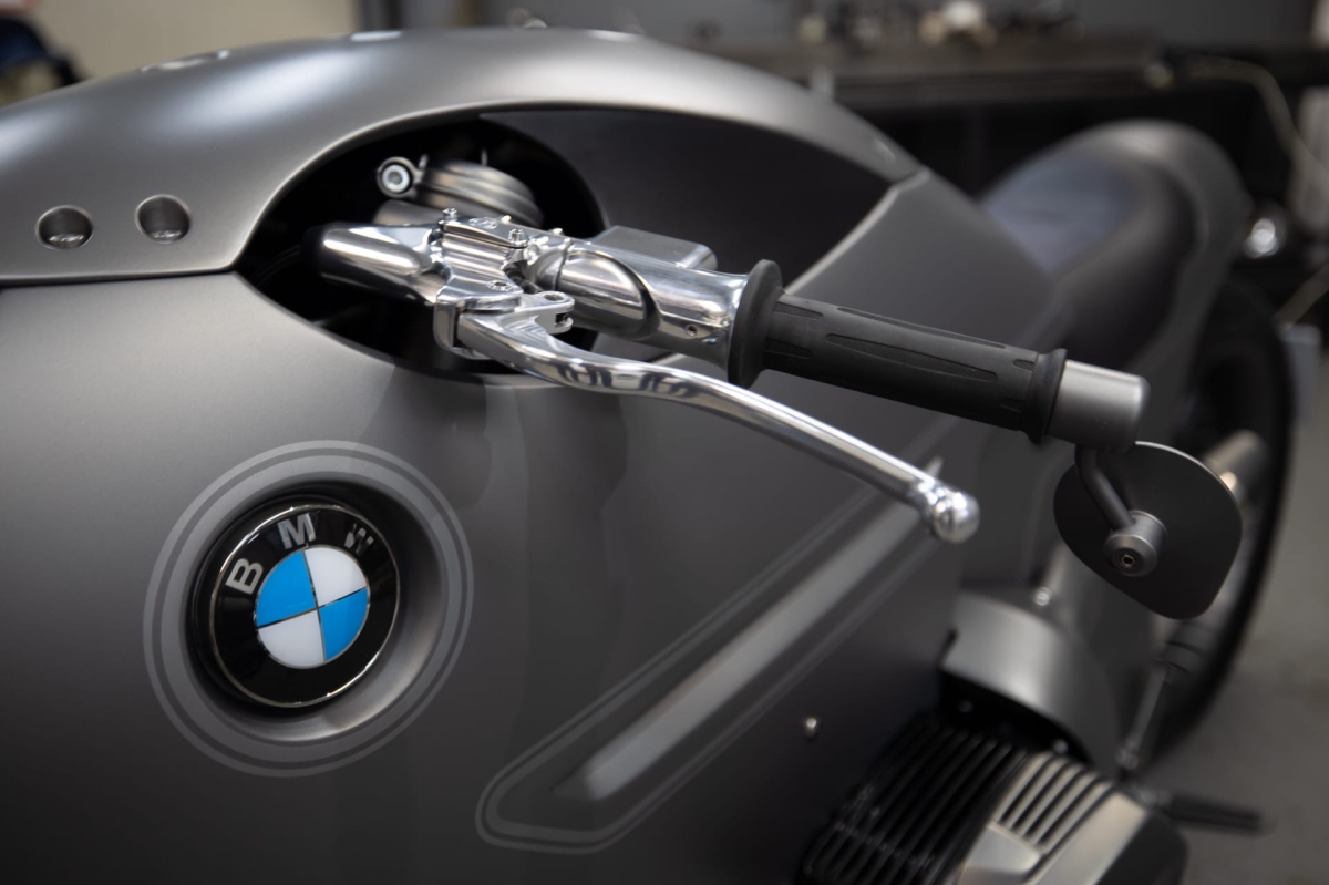 BMW R Nine T в необычном корпусе