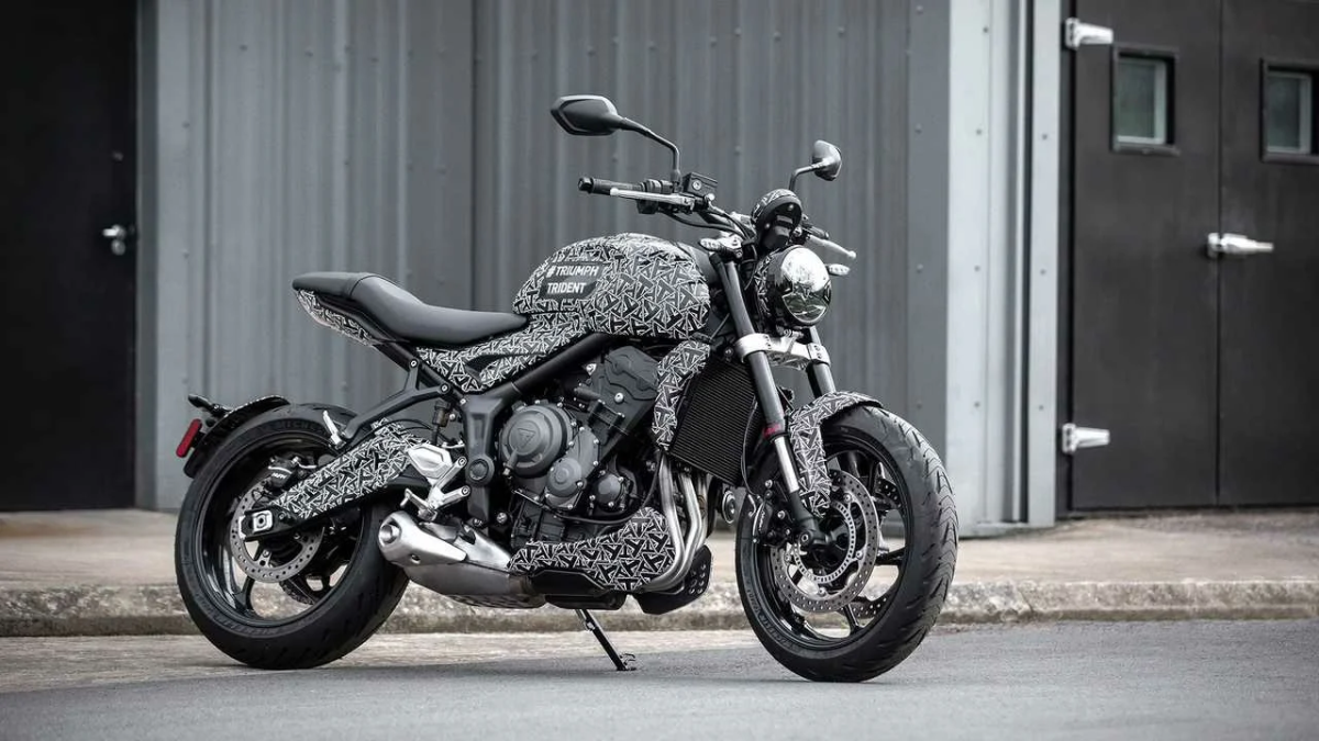 Фото Triumph Trident в сети