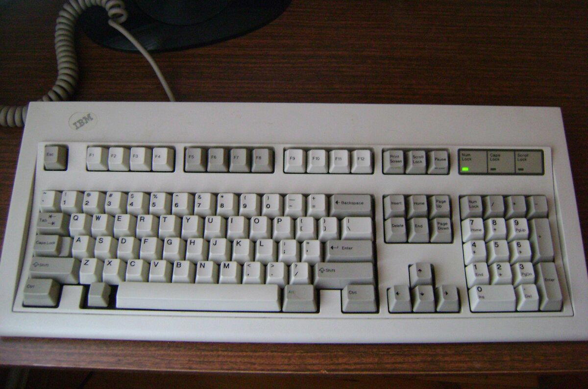 Клавиатура IBM Model M 1988 г
