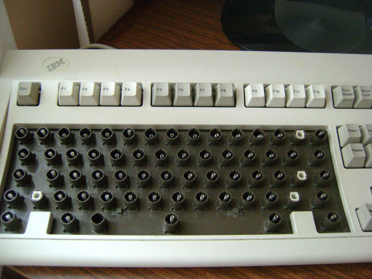 Клавиатура IBM Model M 1988 г