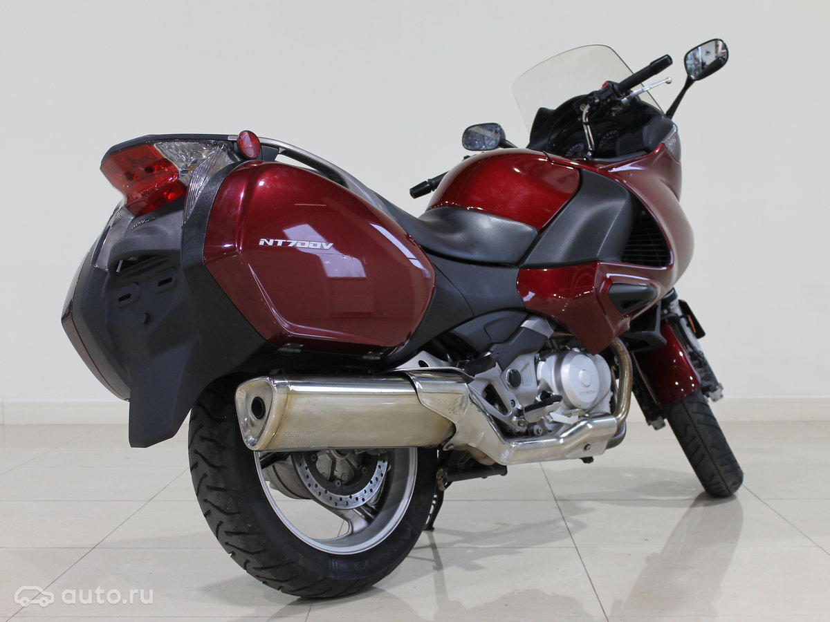 Honda NT700V Deauville - кто таков?