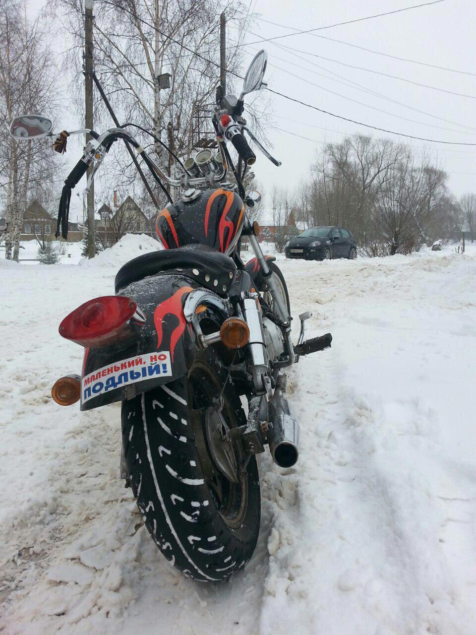 Сама серьезность.)