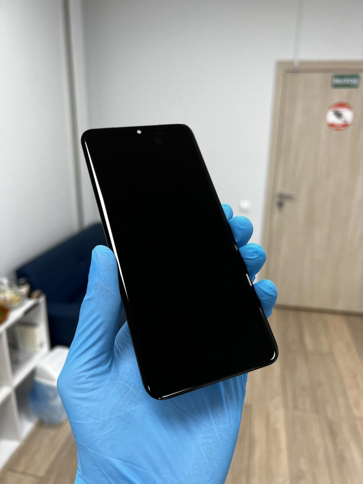 Подлость от Хуавей. Замена стекла на Huawei P60 Pro)