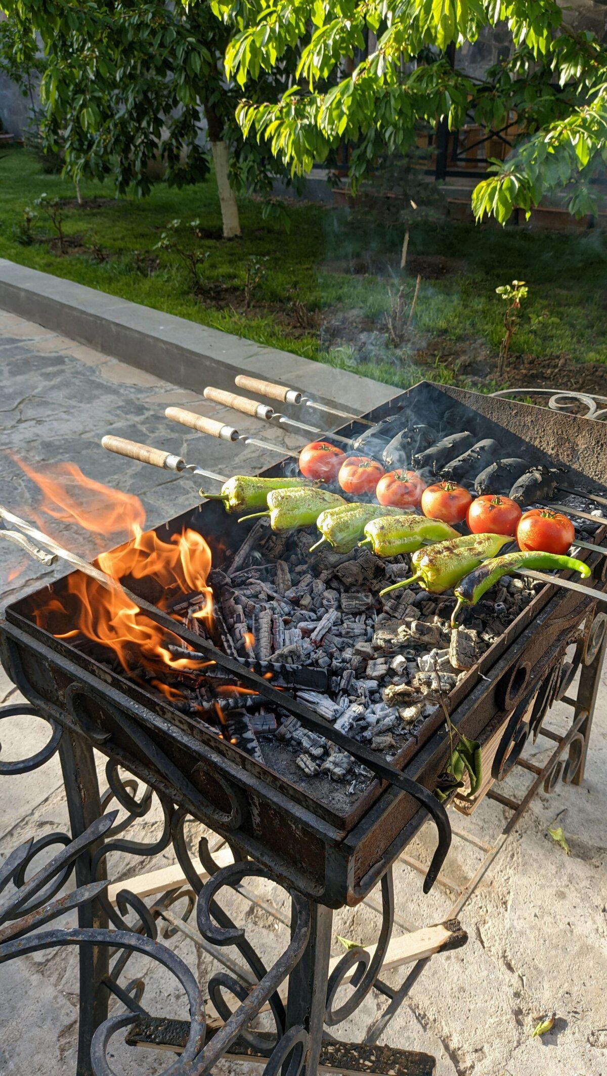 Шашлык в армянской глубинке