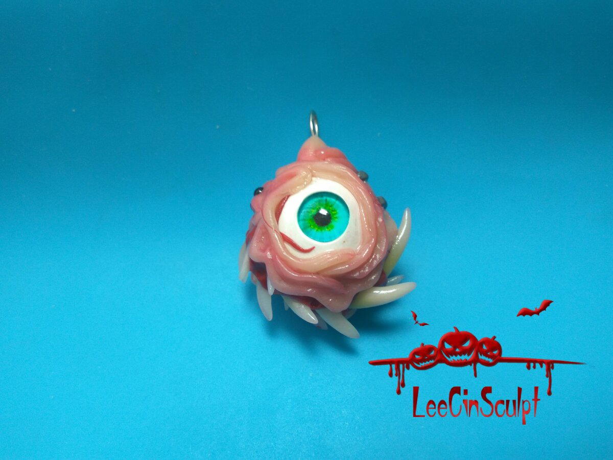 Creepy teratoma